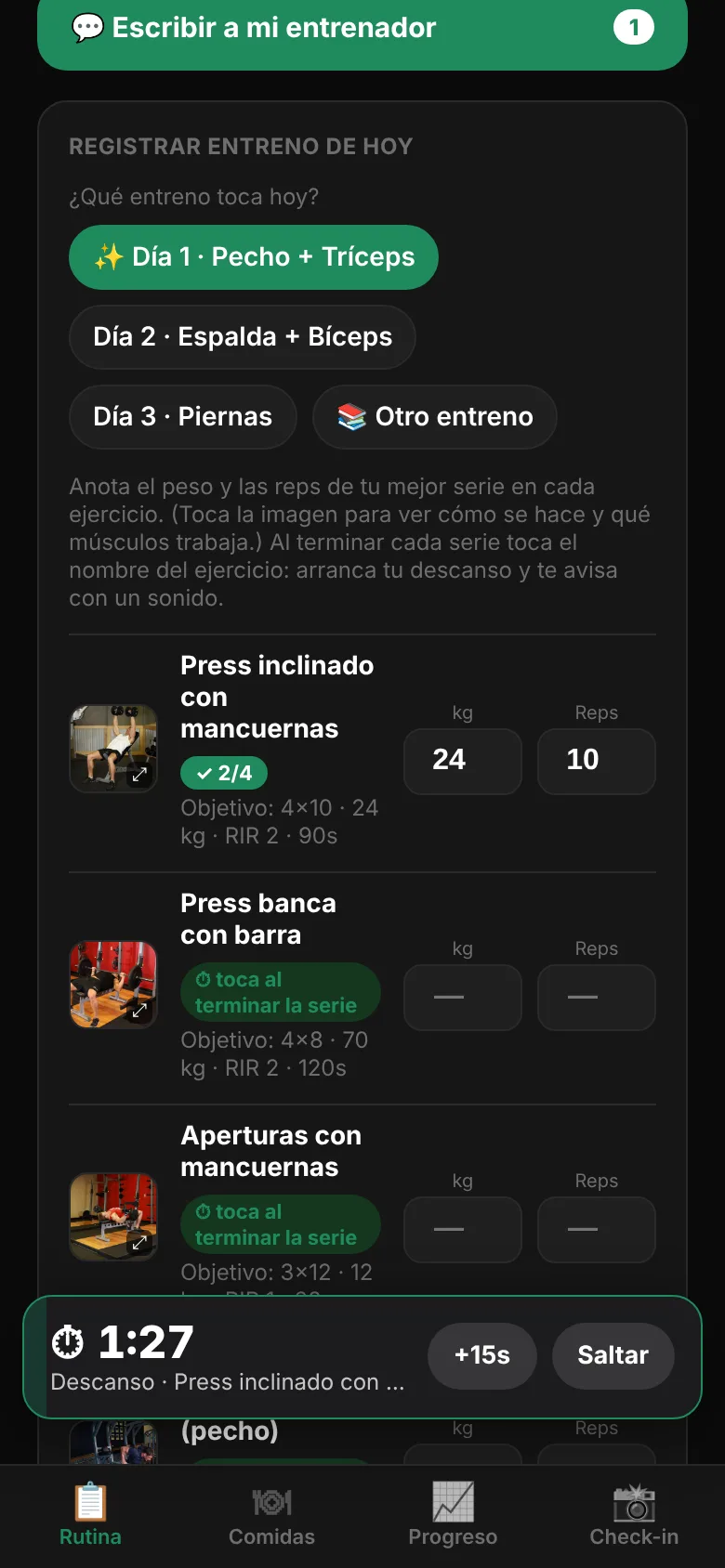 La app MVP Fitsport Hybrid abierta en un móvil, mostrando la rutina del día con ejercicios, peso, repeticiones y el contador de descanso
